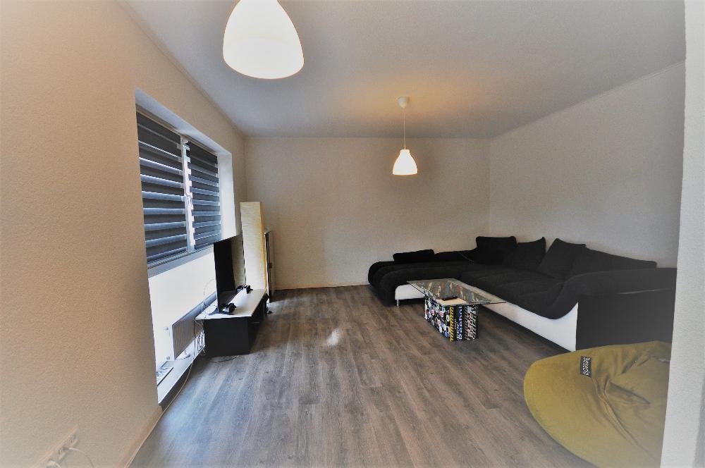 Barrierefreie moderne Wohnung mit Terrasse und neuer EBK im Stadtzentrum von WSW Barrierefreie moderne Wohnung mit Terrasse und neuer EBK im Stadtzentrum von WSW