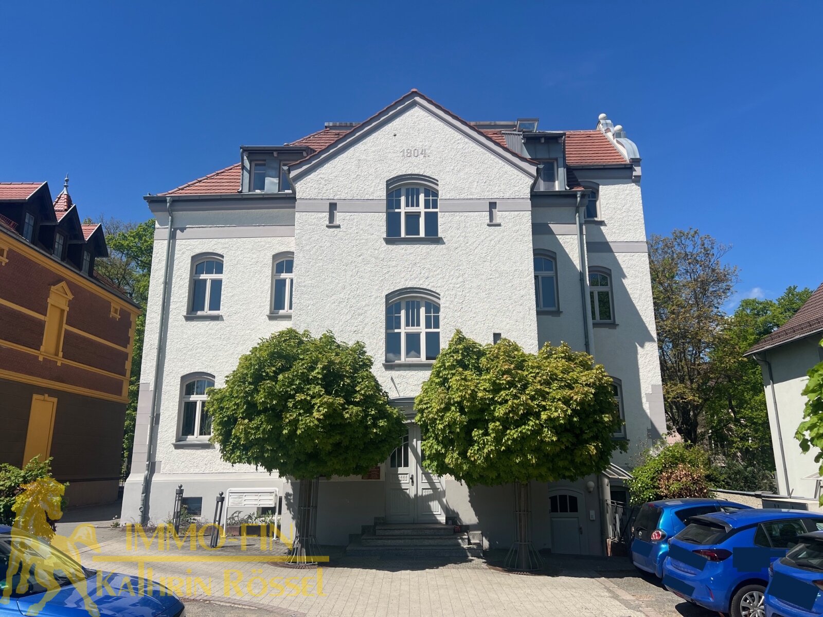 Investieren in Substanz: Gepflegte Villa mit attraktiven Mieteinnahmen Investieren in Substanz: Gepflegte Villa mit attraktiven Mieteinnahmen