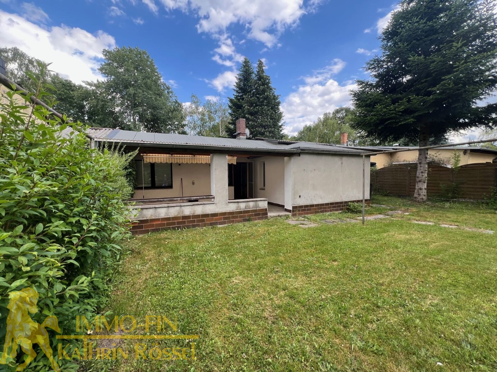 Entdecken Sie Ihr Naturparadies: Wohnen auf einer Ebene mit Nähe zum Groß Dübener Waldsee Entdecken Sie Ihr Naturparadies: Wohnen auf einer Ebene mit Nähe zum Groß Dübener Waldsee