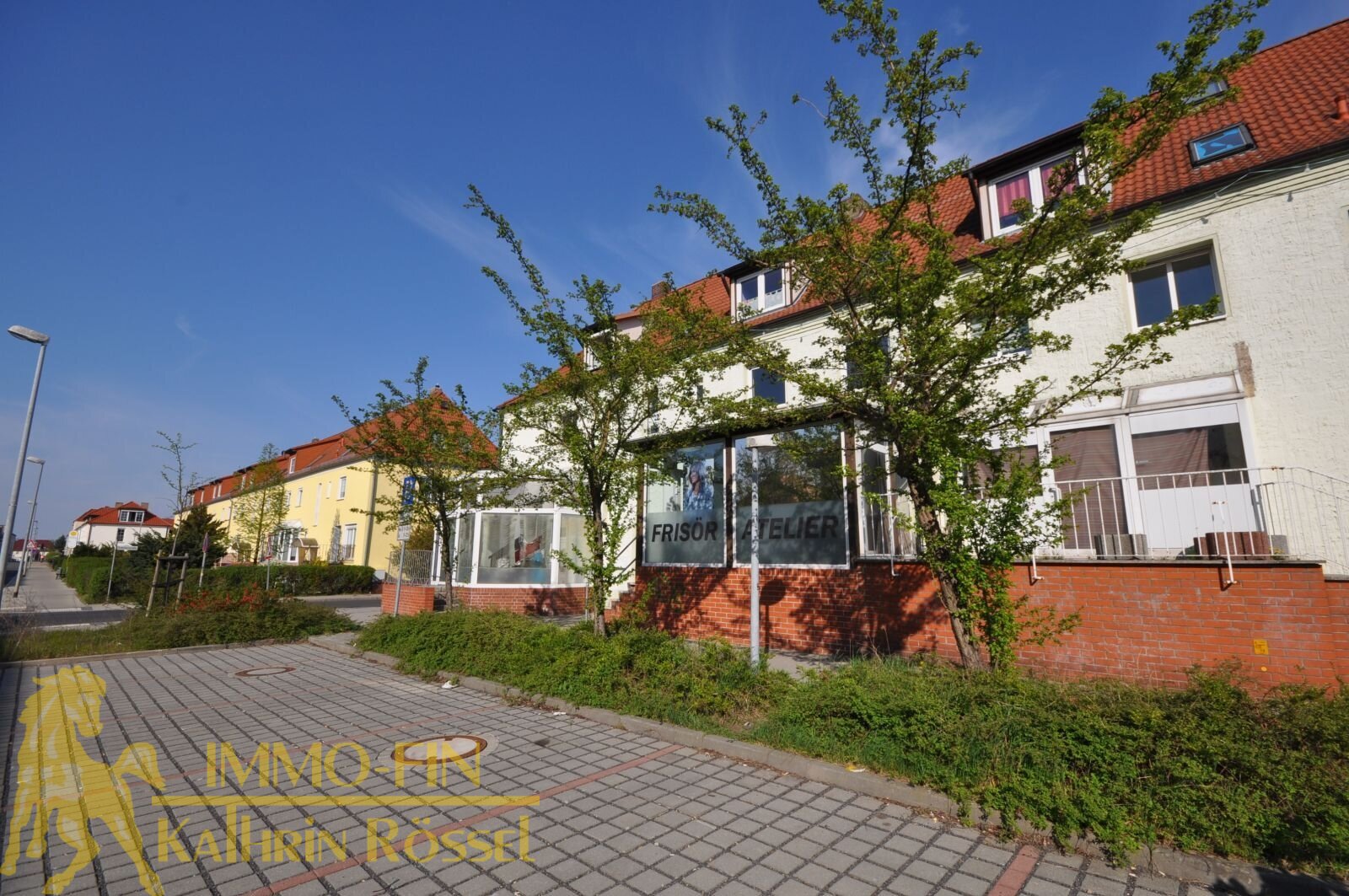 Verkaufsduo: Große Eigentumswohnung und eine Gewerbeeinheit im Dichterviertel von Weißwasser Verkaufsduo: Große Eigentumswohnung und eine Gewerbeeinheit im Dichterviertel von Weißwasser