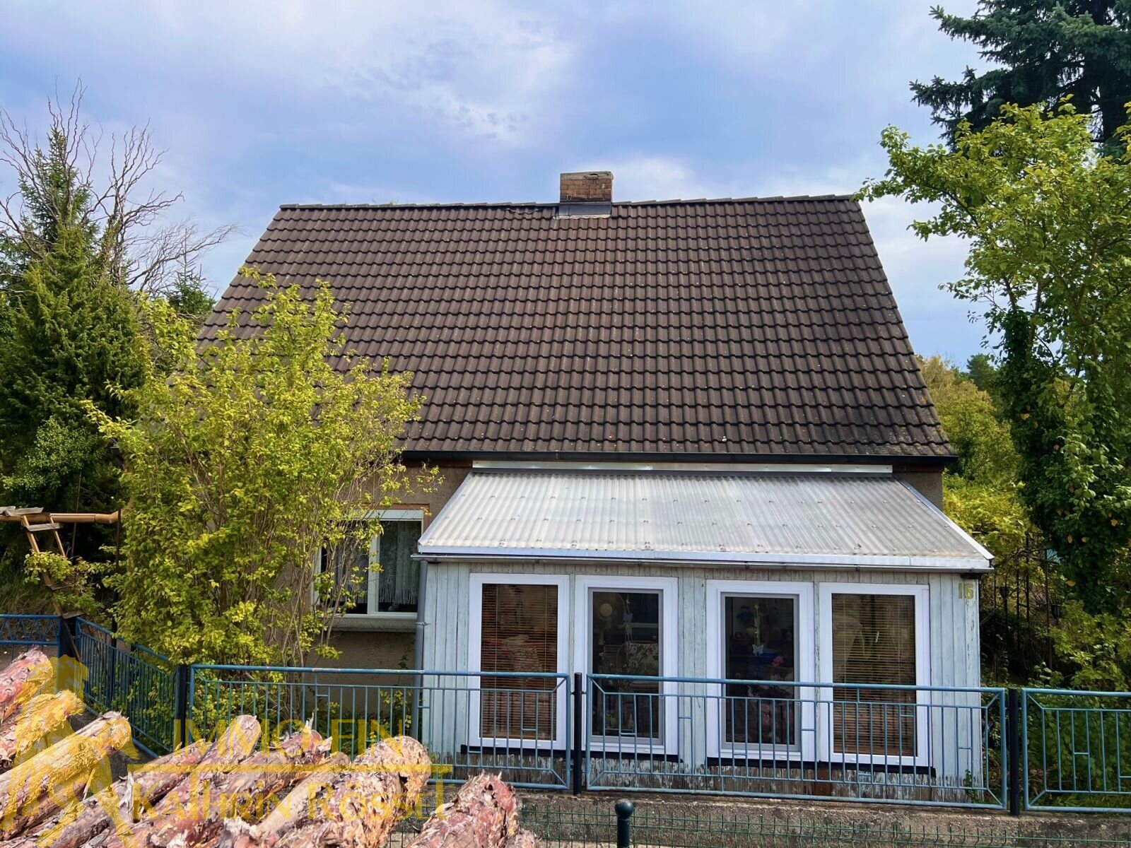 Großzügiges Anwesen mit vielseitigen Nutzungsmöglichkeiten - Ideal für Handwerker Großzügiges Anwesen mit vielseitigen Nutzungsmöglichkeiten - Ideal für Handwerker