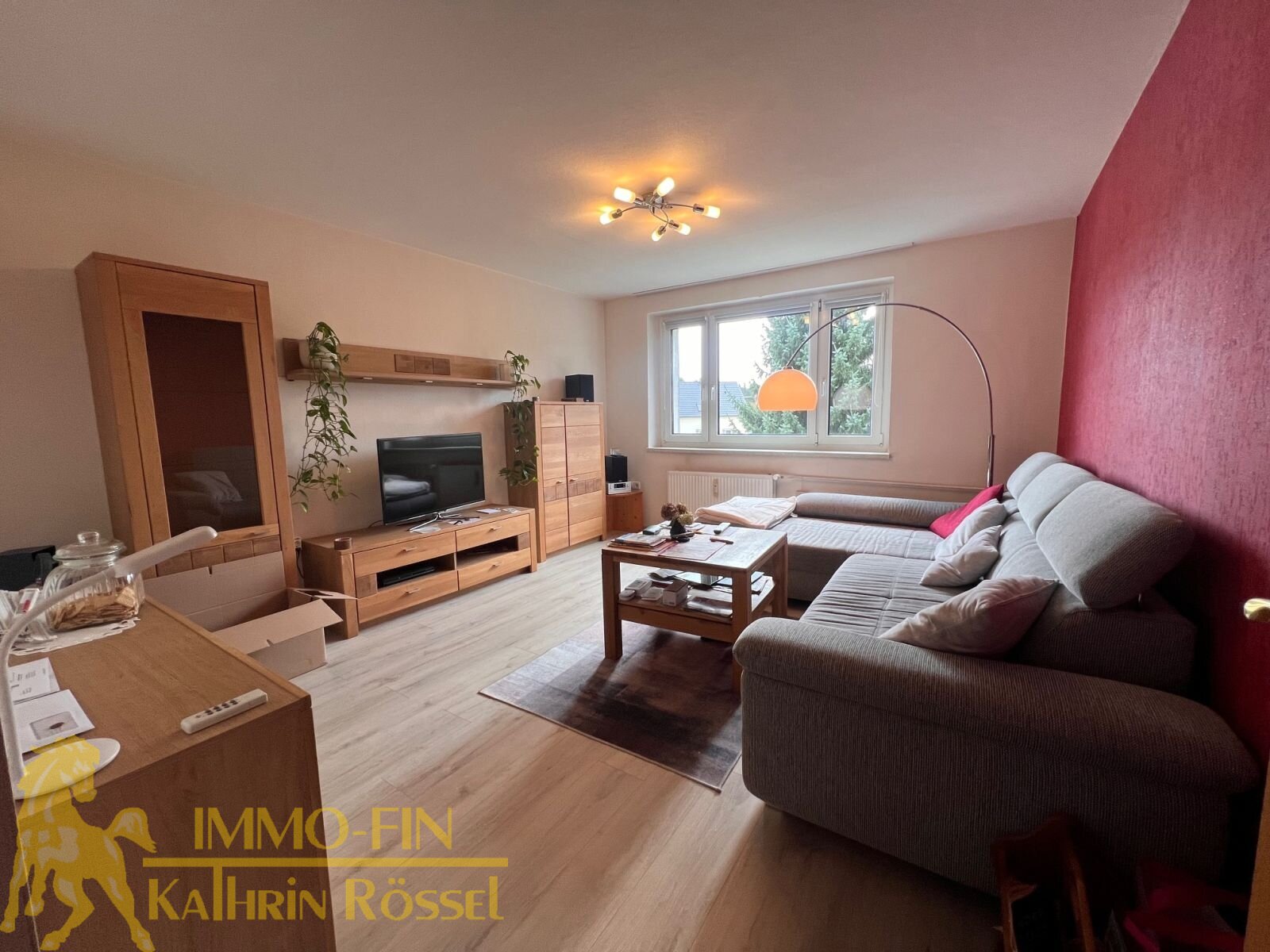 Praktische Vierzimmerwohnung mit Einbauküche in Krauschwitz Praktische Vierzimmerwohnung mit Einbauküche in Krauschwitz