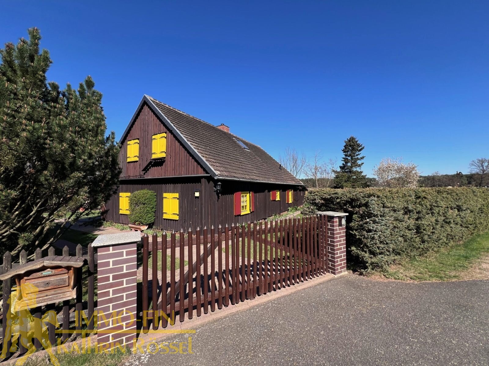 Bauernhof in Alleinlage mit großer angrenzender Wiese Bauernhof in Alleinlage mit großer angrenzender Wiese